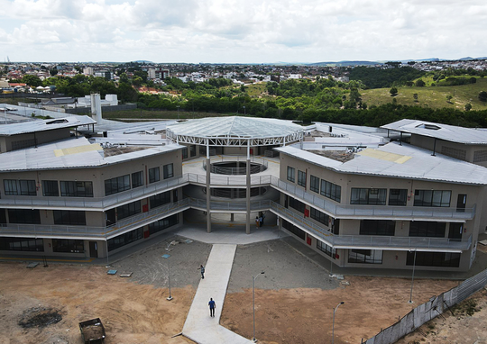 Construção do Campus Paulo Freire em Teixeira de Freitas/BA.